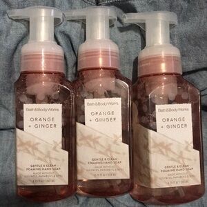 White Barn / Bath & Body Works- Orange + Ginger